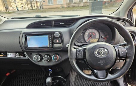 Toyota Vitz, 2016 год, 750 000 рублей, 10 фотография