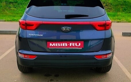KIA Sportage IV рестайлинг, 2018 год, 1 900 000 рублей, 6 фотография