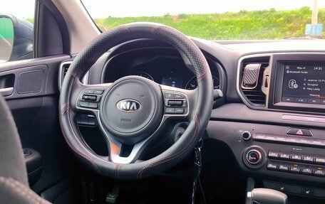 KIA Sportage IV рестайлинг, 2018 год, 1 900 000 рублей, 13 фотография