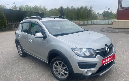 Renault Sandero II рестайлинг, 2017 год, 935 000 рублей, 3 фотография