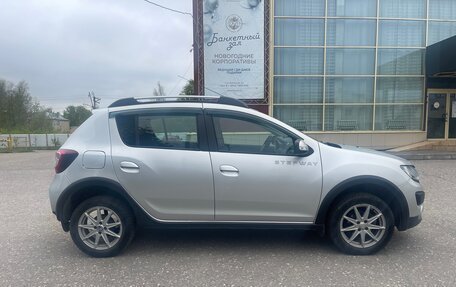 Renault Sandero II рестайлинг, 2017 год, 935 000 рублей, 11 фотография