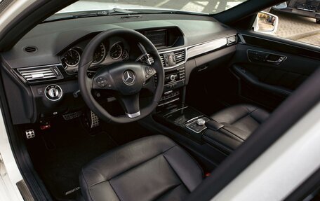 Mercedes-Benz E-Класс, 2012 год, 1 545 000 рублей, 13 фотография