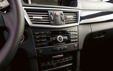Mercedes-Benz E-Класс, 2012 год, 1 545 000 рублей, 15 фотография