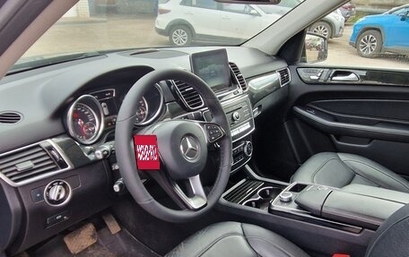 Mercedes-Benz GLE, 2017 год, 4 200 000 рублей, 10 фотография