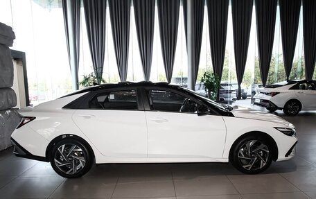 Hyundai Elantra, 2025 год, 1 720 000 рублей, 8 фотография