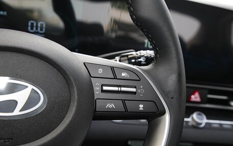 Hyundai Elantra, 2025 год, 1 720 000 рублей, 15 фотография