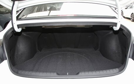 Hyundai Elantra, 2025 год, 1 720 000 рублей, 26 фотография