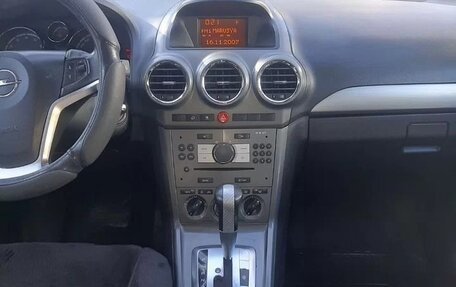 Opel Antara I, 2008 год, 800 000 рублей, 10 фотография