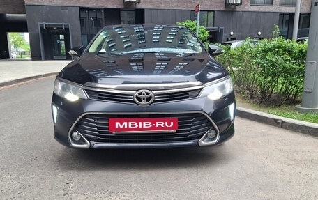 Toyota Camry, 2016 год, 2 600 000 рублей, 5 фотография