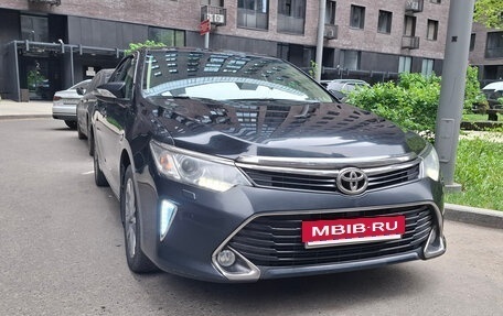 Toyota Camry, 2016 год, 2 600 000 рублей, 6 фотография