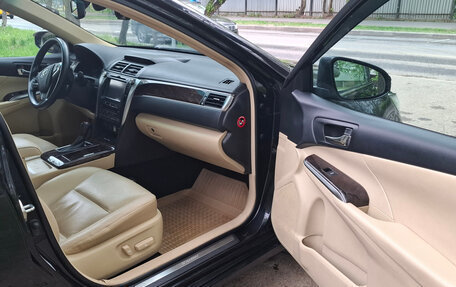 Toyota Camry, 2016 год, 2 600 000 рублей, 26 фотография