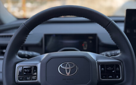 Toyota RAV4, 2026 год, 4 100 000 рублей, 17 фотография