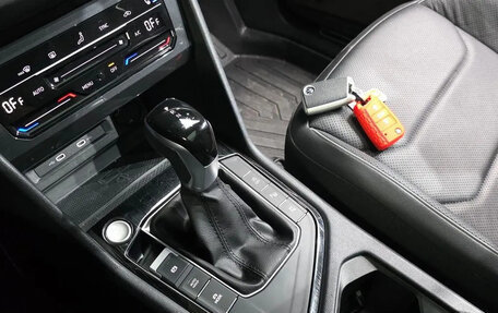 Volkswagen Tiguan II, 2022 год, 2 220 013 рублей, 14 фотография
