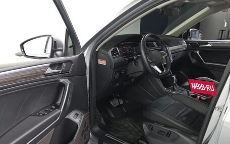 Volkswagen Tiguan II, 2022 год, 2 220 013 рублей, 5 фотография