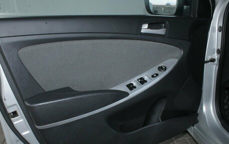 Hyundai Solaris II рестайлинг, 2011 год, 849 000 рублей, 9 фотография