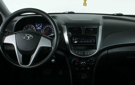 Hyundai Solaris II рестайлинг, 2011 год, 849 000 рублей, 16 фотография