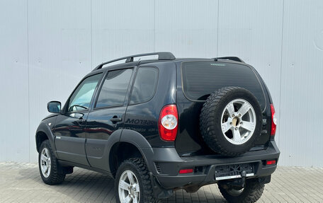 Chevrolet Niva I рестайлинг, 2015 год, 682 000 рублей, 5 фотография