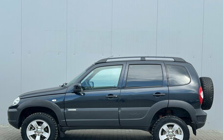 Chevrolet Niva I рестайлинг, 2015 год, 682 000 рублей, 4 фотография