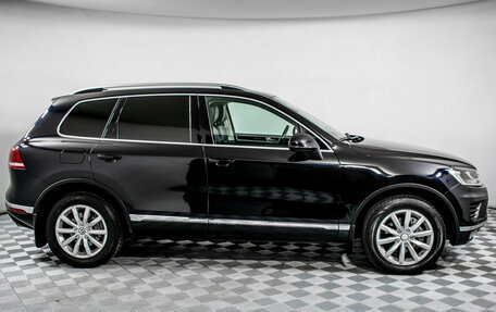Volkswagen Touareg III, 2015 год, 2 260 000 рублей, 4 фотография