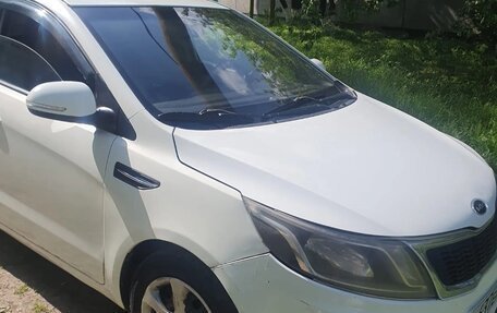 KIA Rio III рестайлинг, 2012 год, 525 000 рублей, 3 фотография