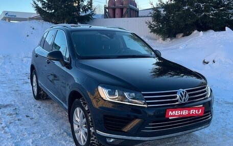 Volkswagen Touareg III, 2015 год, 2 940 000 рублей, 2 фотография