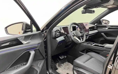 Volkswagen Tiguan, 2025 год, 4 280 013 рублей, 10 фотография