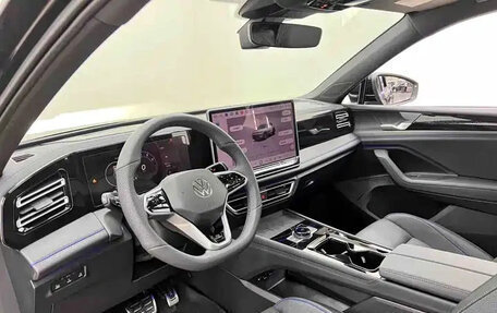 Volkswagen Tiguan, 2025 год, 4 280 013 рублей, 14 фотография