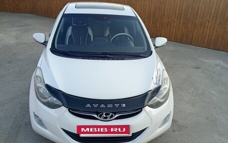 Hyundai Avante, 2011 год, 1 110 000 рублей, 2 фотография