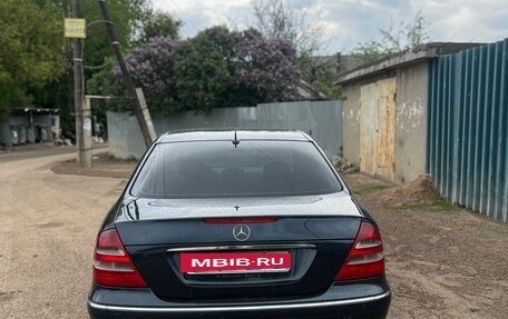 Mercedes-Benz E-Класс, 2002 год, 700 000 рублей, 7 фотография