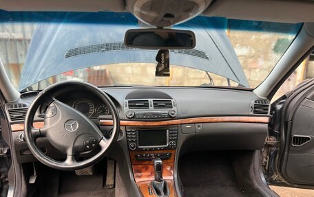 Mercedes-Benz E-Класс, 2002 год, 700 000 рублей, 15 фотография