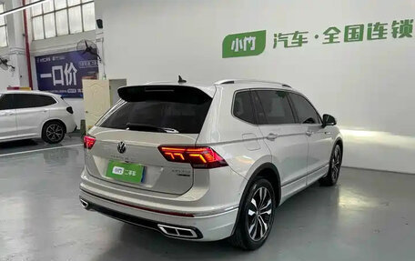 Volkswagen Tiguan II, 2022 год, 2 200 013 рублей, 6 фотография