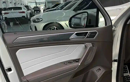 Volkswagen Tiguan II, 2022 год, 2 200 013 рублей, 16 фотография