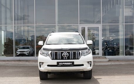 Toyota Land Cruiser Prado 150 рестайлинг 2, 2018 год, 5 090 000 рублей, 3 фотография