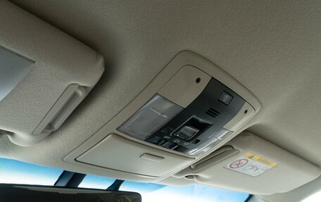 Toyota Land Cruiser Prado 150 рестайлинг 2, 2018 год, 5 090 000 рублей, 24 фотография