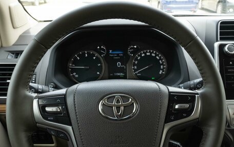 Toyota Land Cruiser Prado 150 рестайлинг 2, 2018 год, 5 090 000 рублей, 22 фотография
