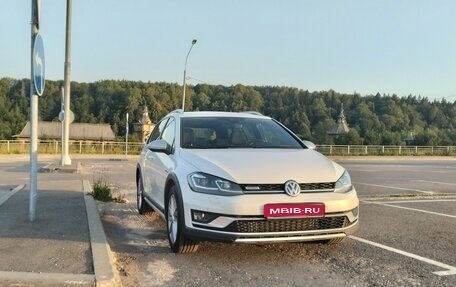 Volkswagen Golf VII, 2019 год, 1 800 000 рублей, 1 фотография