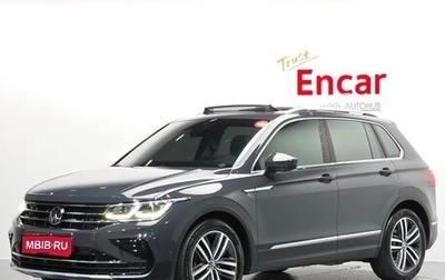 Volkswagen Tiguan II, 2023 год, 3 150 013 рублей, 1 фотография