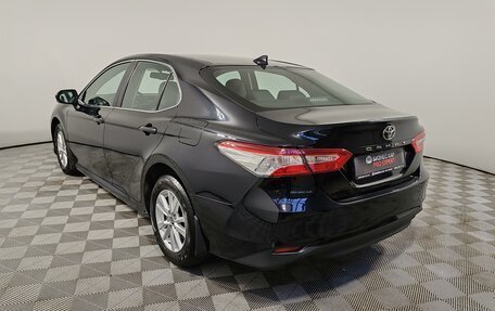 Toyota Camry, 2021 год, 2 935 000 рублей, 7 фотография