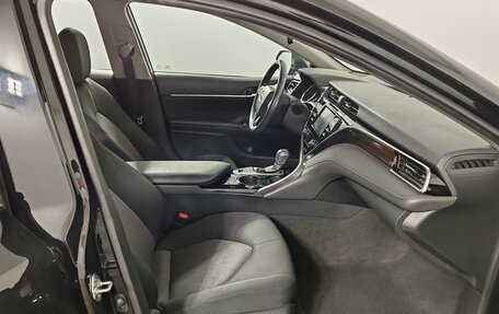 Toyota Camry, 2021 год, 2 935 000 рублей, 19 фотография