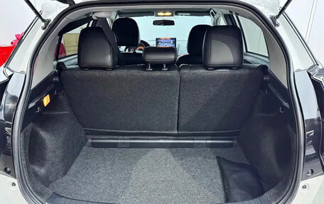 Toyota Yaris XP150 рестайлинг, 2022 год, 1 132 800 рублей, 18 фотография
