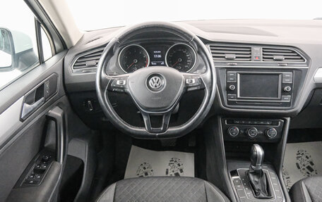 Volkswagen Tiguan II, 2017 год, 1 749 000 рублей, 18 фотография