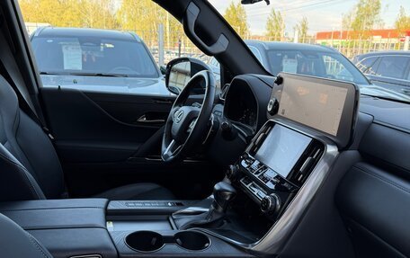 Lexus LX, 2024 год, 15 900 000 рублей, 19 фотография