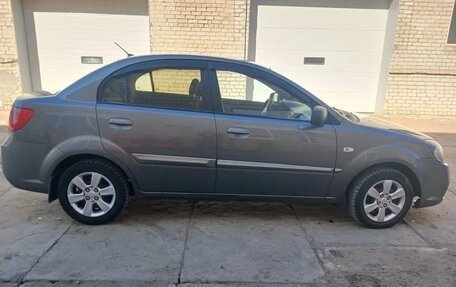 KIA Rio II, 2010 год, 630 000 рублей, 3 фотография