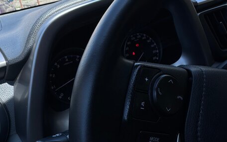 Toyota RAV4, 2018 год, 2 585 000 рублей, 17 фотография