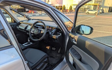 Honda Fit, 2021 год, 1 200 000 рублей, 12 фотография