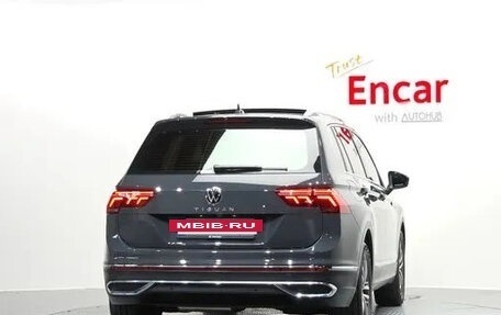 Volkswagen Tiguan II, 2023 год, 3 150 013 рублей, 3 фотография