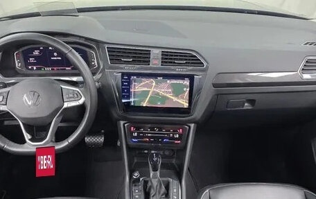 Volkswagen Tiguan II, 2023 год, 3 150 013 рублей, 8 фотография