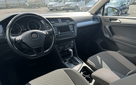 Volkswagen Tiguan II, 2017 год, 2 400 000 рублей, 7 фотография