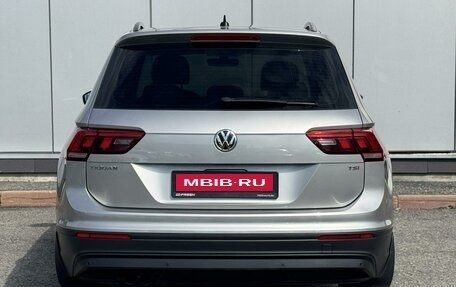 Volkswagen Tiguan II, 2017 год, 2 400 000 рублей, 4 фотография