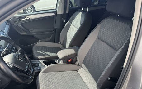 Volkswagen Tiguan II, 2017 год, 2 400 000 рублей, 11 фотография